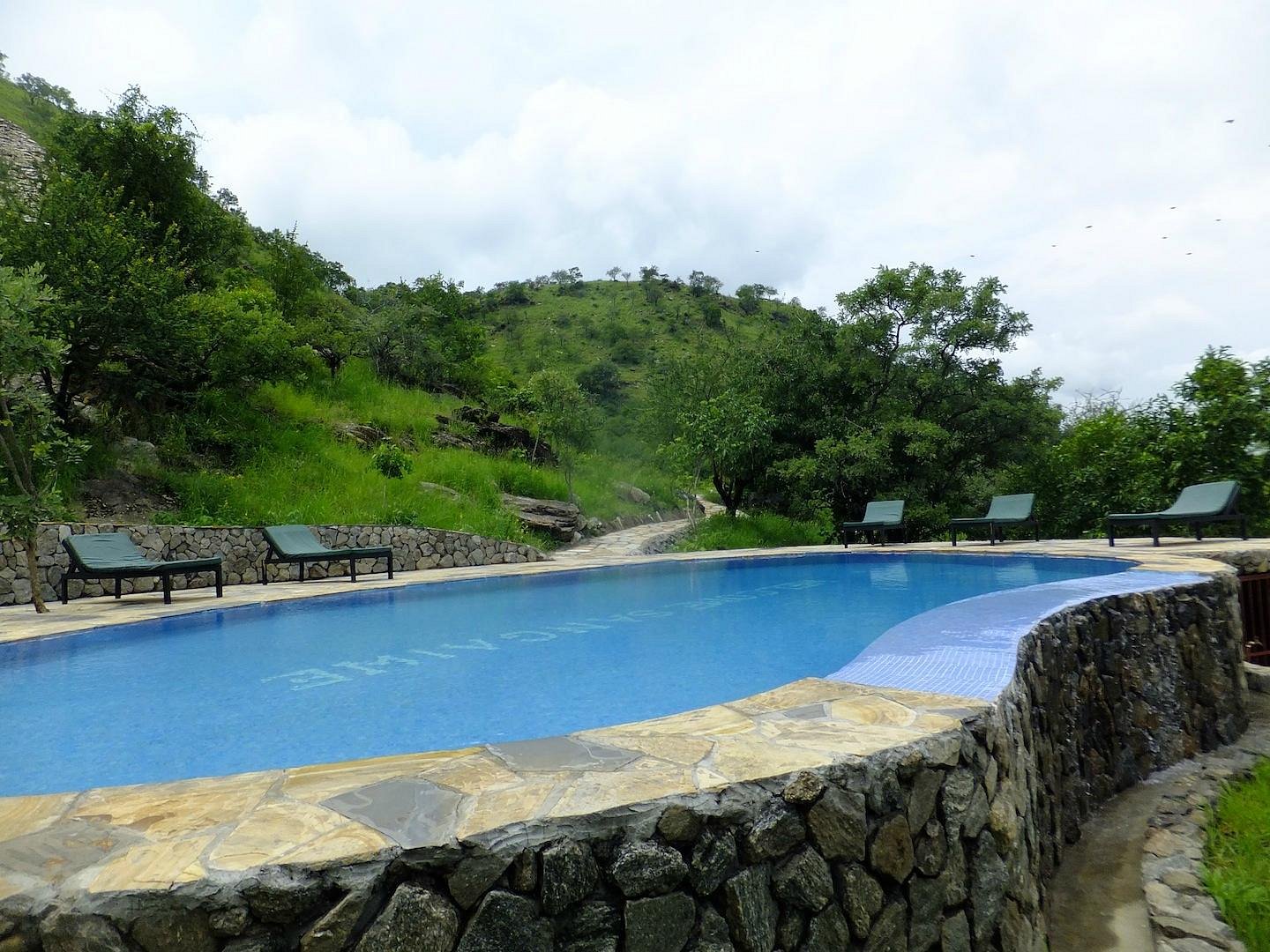 sangaiwe-tented-lodge (2)