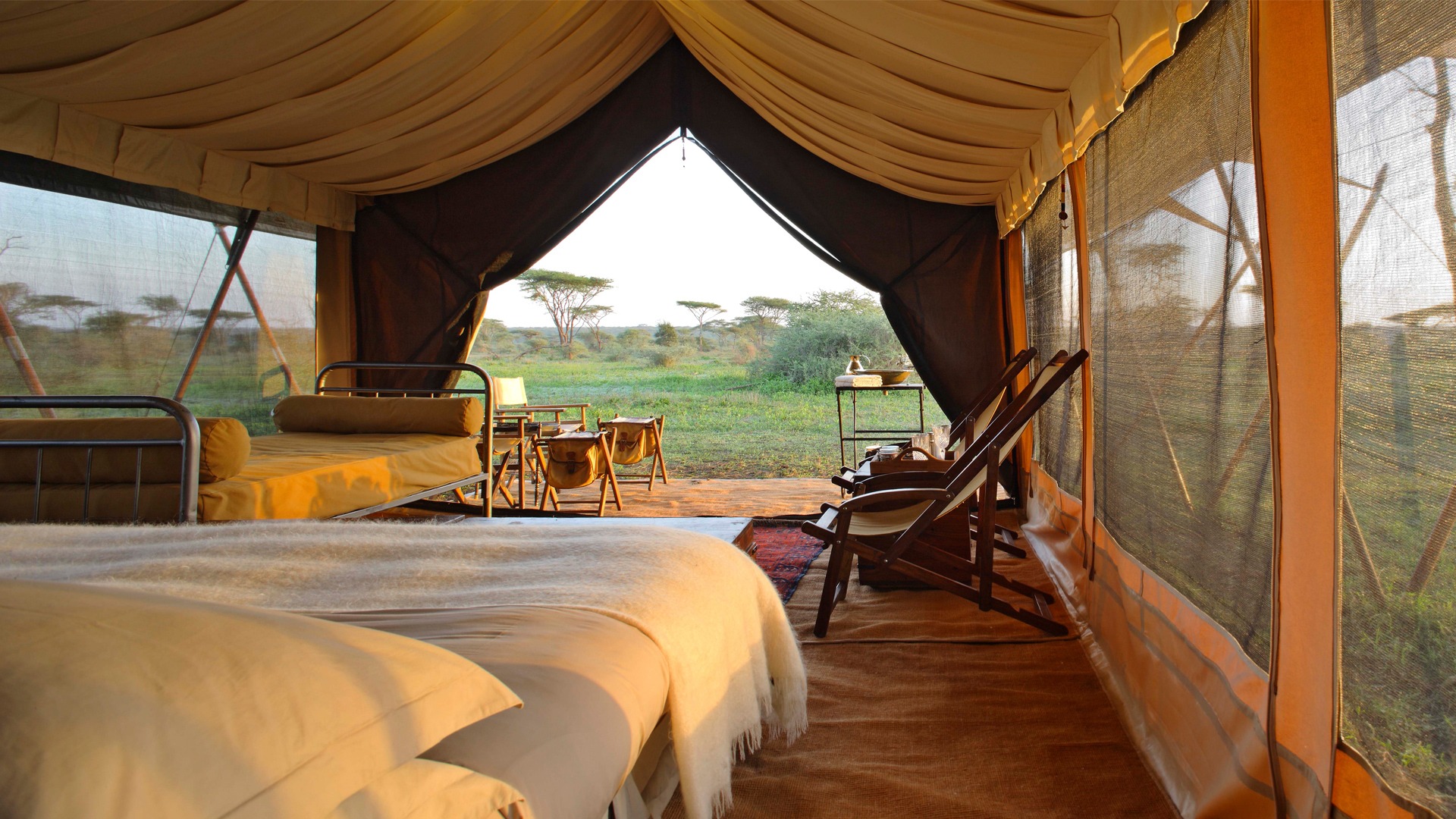 views-from-mobile-tents-at-andbeyond-serengeti-under-canvas-on-a-luxury-safari-in-tanzania